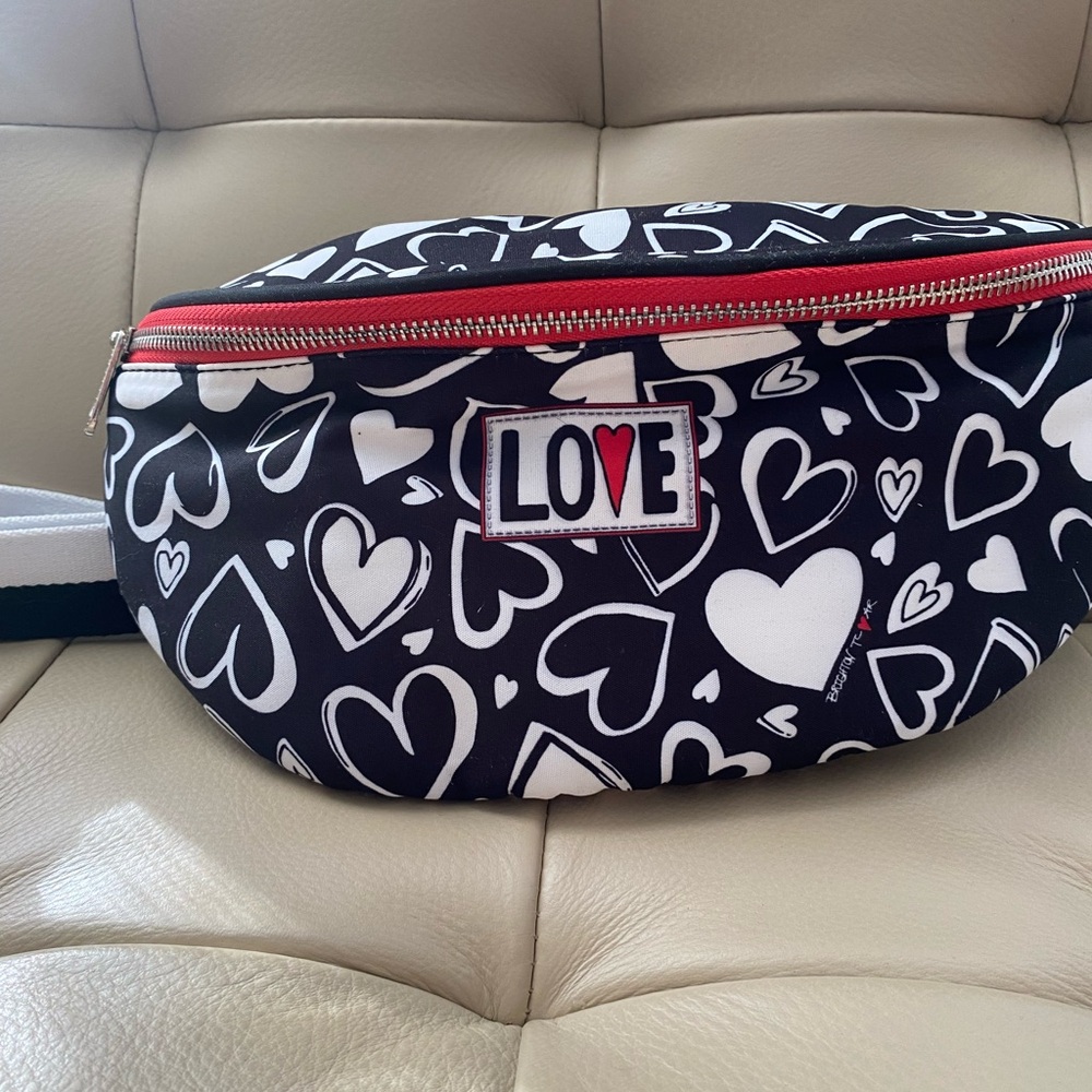 Brighton Endless Love belt bag